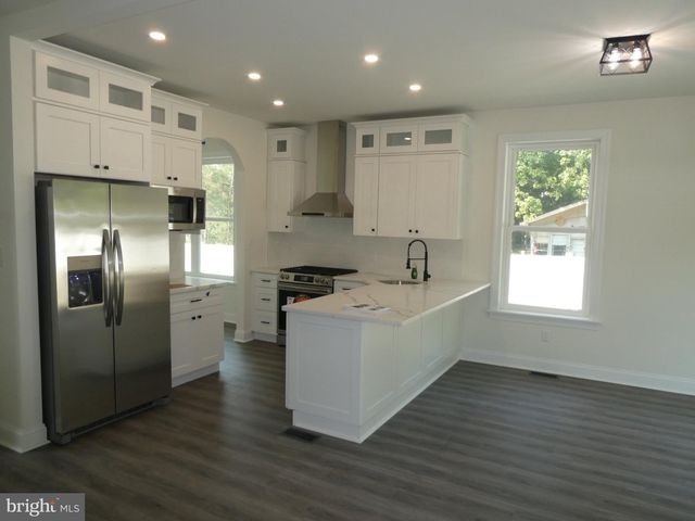 1630 MAGNOLIA AVE, Williamstown, NJ 08094