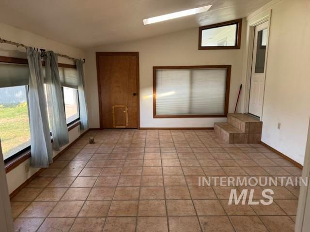 2307 S Columbus St, Boise, ID 83705