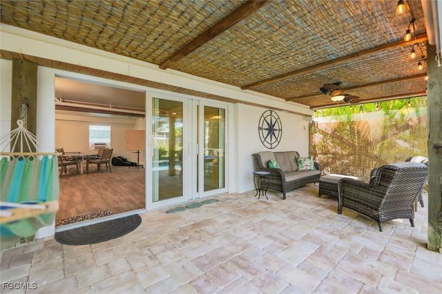 693 Emeril CT, Sanibel, FL 33957