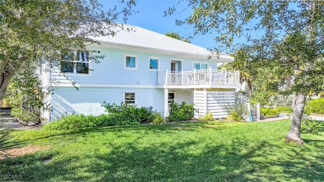 693 Emeril CT, Sanibel, FL 33957