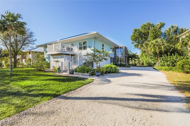 693 Emeril CT, Sanibel, FL 33957