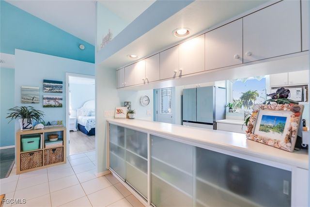 693 Emeril CT, Sanibel, FL 33957