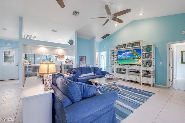 693 Emeril CT, Sanibel, FL 33957