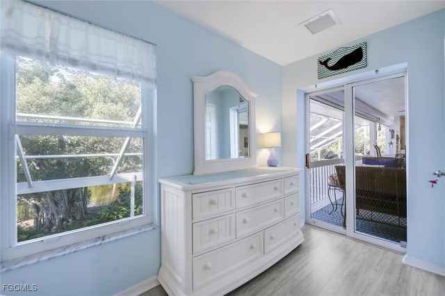 693 Emeril CT, Sanibel, FL 33957