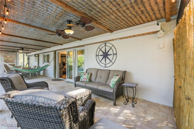 693 Emeril CT, Sanibel, FL 33957