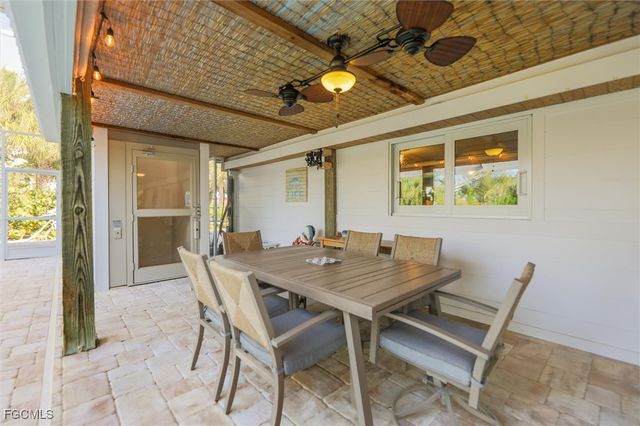 693 Emeril CT, Sanibel, FL 33957