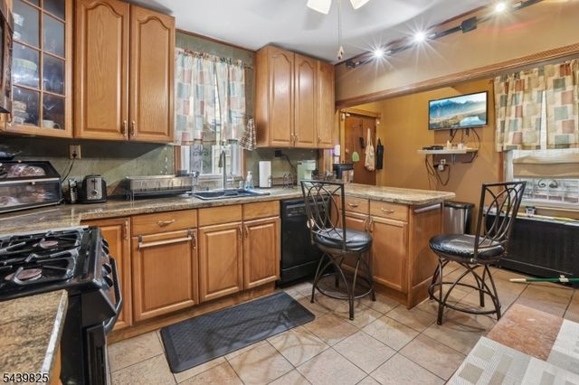 96 South 11Th Street, Newark City, NJ 07107