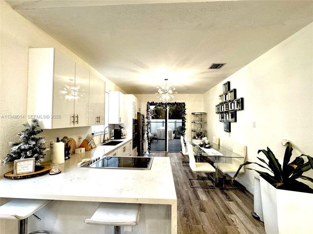 2101 NE 37th Ter, Homestead, FL 33033