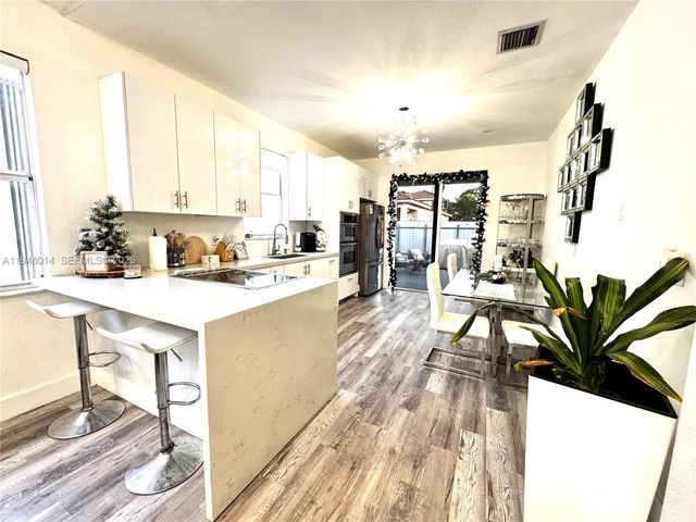 2101 NE 37th Ter, Homestead, FL 33033