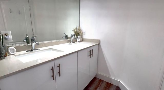 2101 NE 37th Ter, Homestead, FL 33033