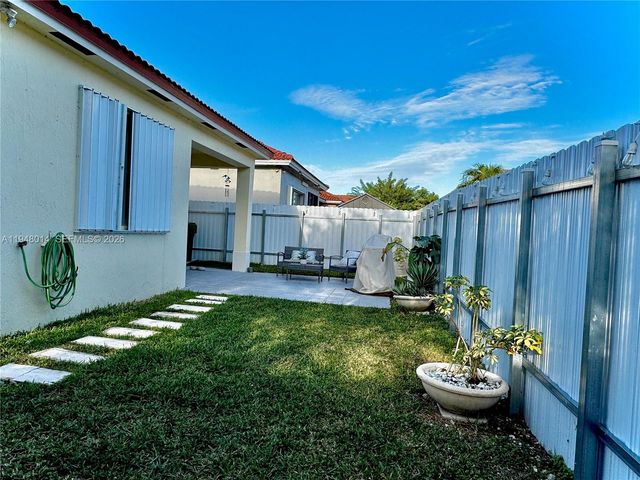 2101 NE 37th Ter, Homestead, FL 33033