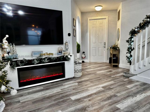 2101 NE 37th Ter, Homestead, FL 33033