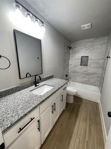 626 W Florence Street, Denison, TX 75020