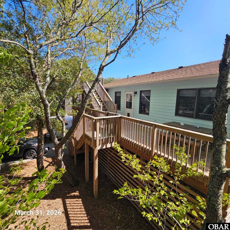 Image 4 of property listing at 105 Plover Drive Lot 3, Duck, NC 27949