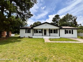 104 Michael Street, Clinton, NC 28328