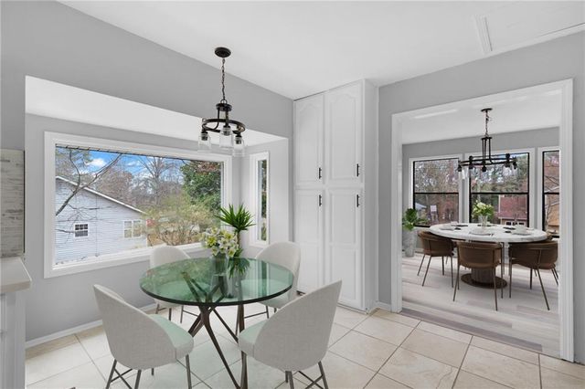 177 W Putnam Ferry W Road, Woodstock, GA 30189