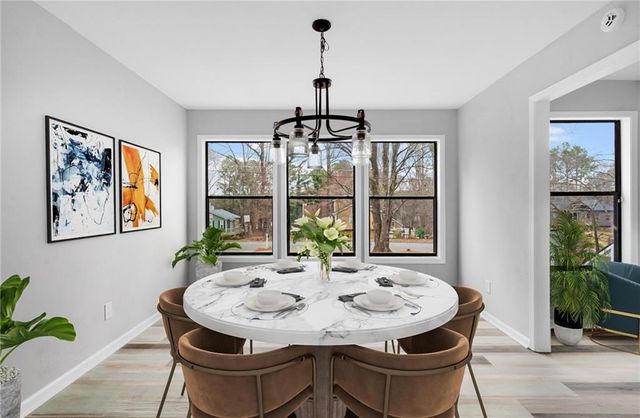 177 W Putnam Ferry W Road, Woodstock, GA 30189