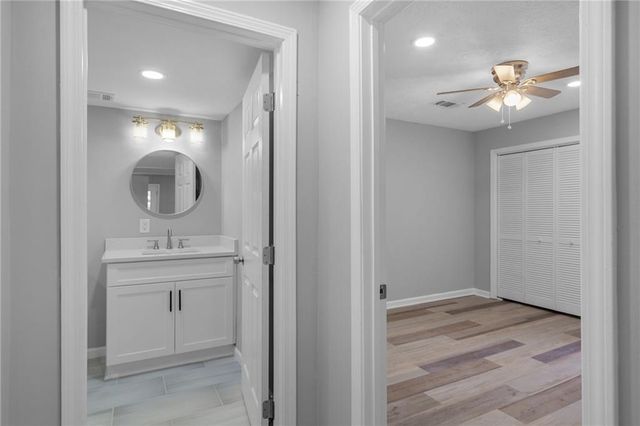 177 W Putnam Ferry W Road, Woodstock, GA 30189