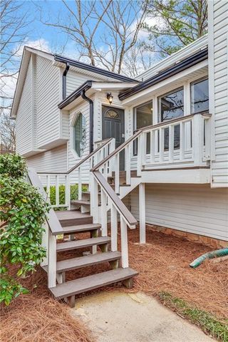 177 W Putnam Ferry W Road, Woodstock, GA 30189