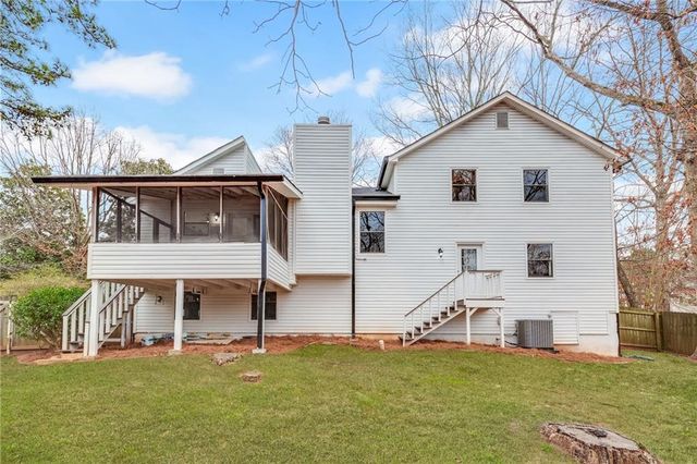 177 W Putnam Ferry W Road, Woodstock, GA 30189