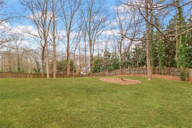 177 W Putnam Ferry W Road, Woodstock, GA 30189