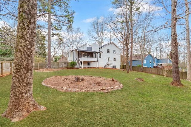 177 W Putnam Ferry W Road, Woodstock, GA 30189