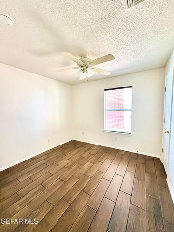 649 LINDA JOHNSON Avenue, El Paso, TX 79932