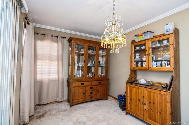 5 Scherer Street, Bethpage, NY 11714