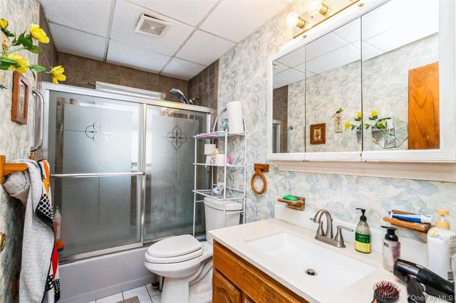 5 Scherer Street, Bethpage, NY 11714