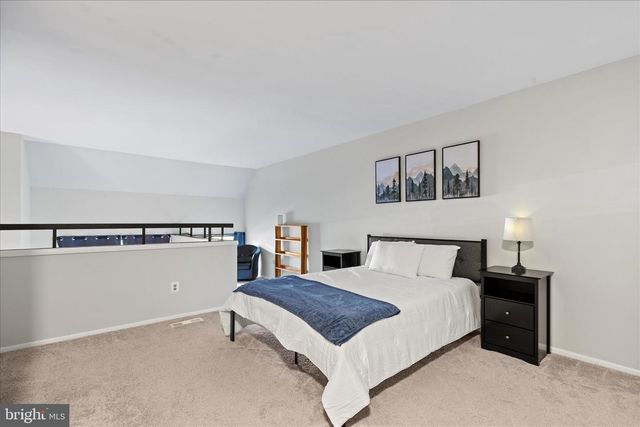 3911 WOODHUE PL, Alexandria, VA 22309