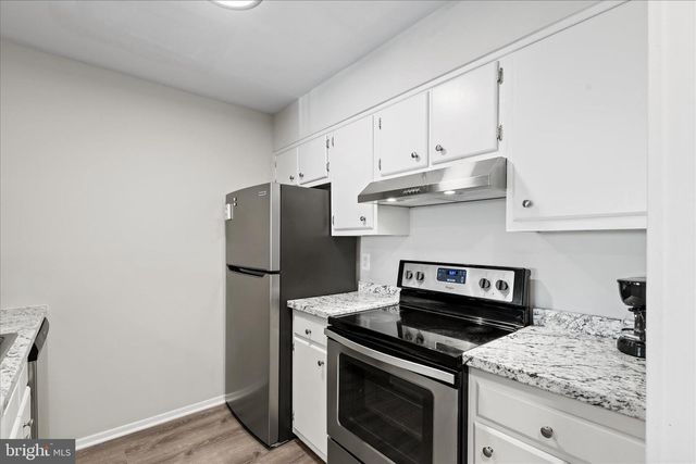 3911 WOODHUE PL, Alexandria, VA 22309