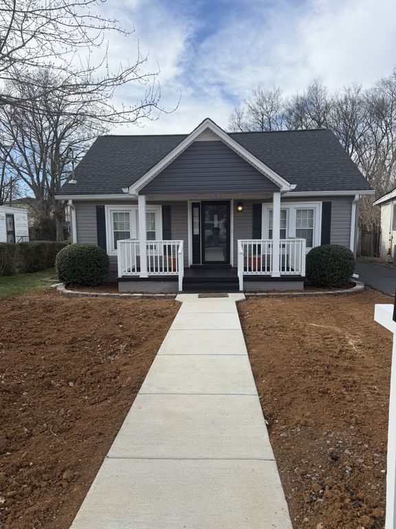 1727 21st Ave, N, Nashville, TN 37208