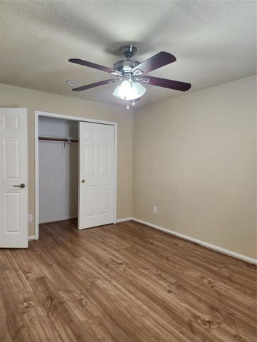 12303 Doe Meadow Drive, Stafford, TX 77477