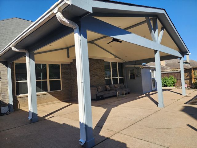 12303 Doe Meadow Drive, Stafford, TX 77477