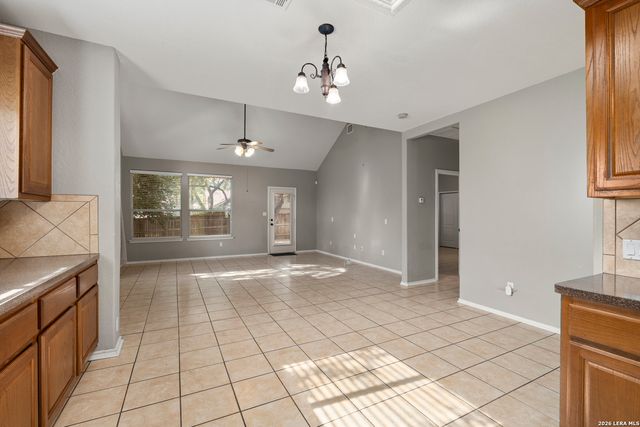 5735 WELSCH VW, San Antonio, TX 78249