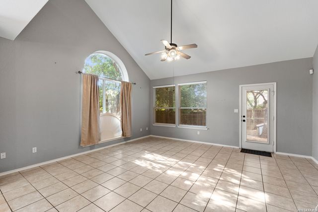 5735 WELSCH VW, San Antonio, TX 78249