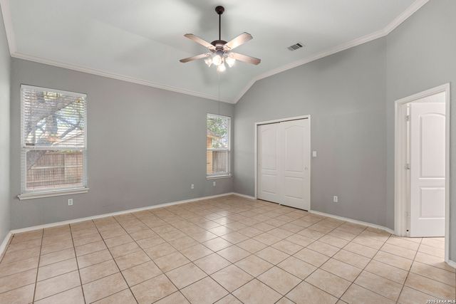 5735 WELSCH VW, San Antonio, TX 78249