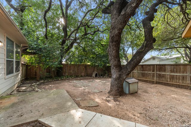 5735 WELSCH VW, San Antonio, TX 78249