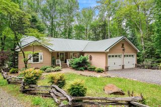 177 Lake Drive, Topton, NC 28781