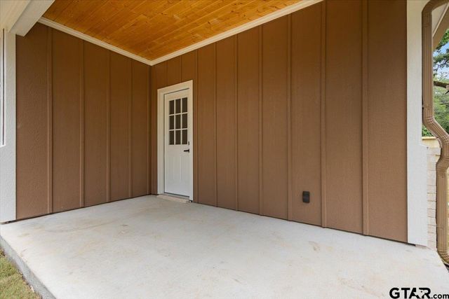 1722 N. Ross, Tyler, TX 75702