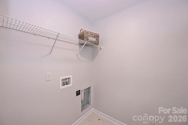 1605 Royal Tree Court, Charlotte, NC 28216