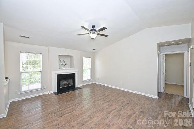 1605 Royal Tree Court, Charlotte, NC 28216