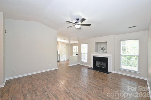 1605 Royal Tree Court, Charlotte, NC 28216