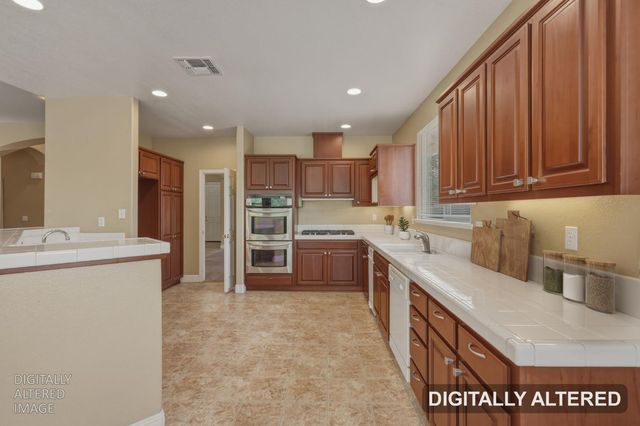 3537 Foxmore Ln, Rescue, CA 95672