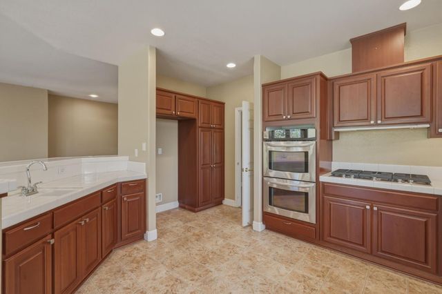 3537 Foxmore Ln, Rescue, CA 95672