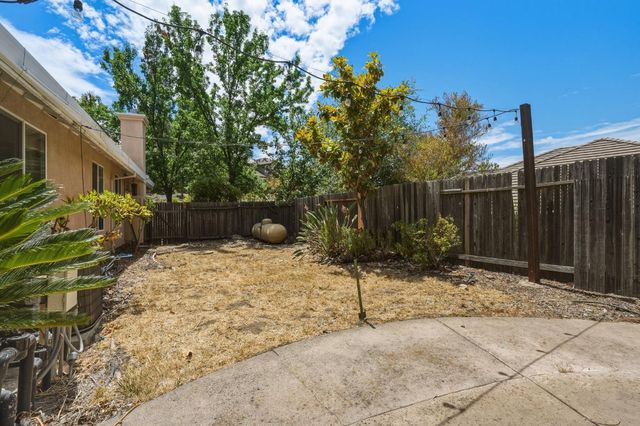3537 Foxmore Ln, Rescue, CA 95672
