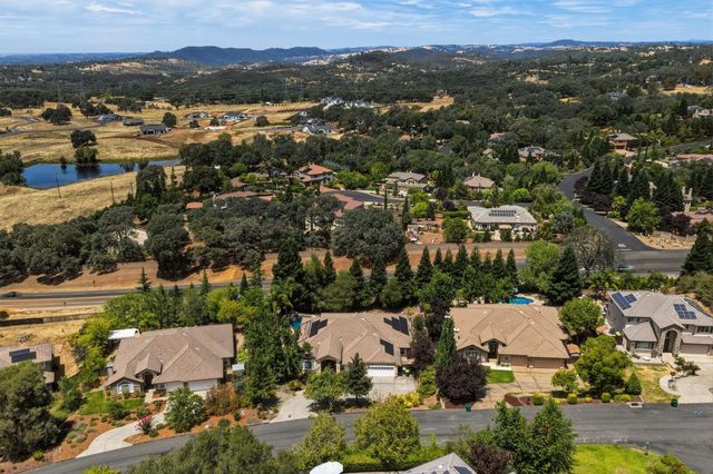 3537 Foxmore Ln, Rescue, CA 95672