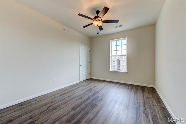 137 Nest Homes Dr, Ellisville, MO 63011