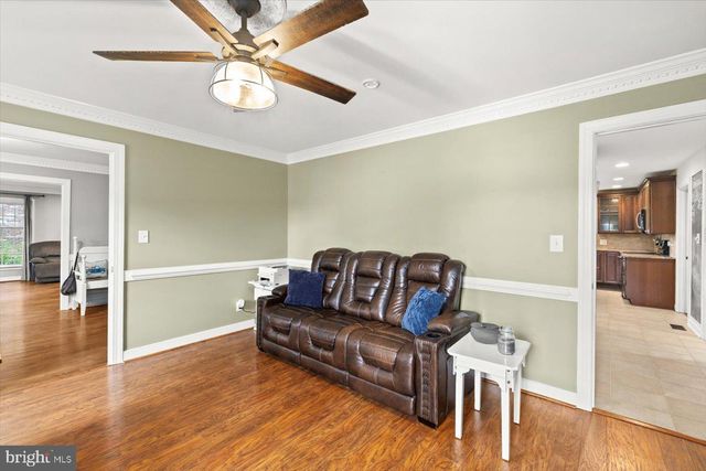 616 WINTERBERRY DR, Fredericksburg, VA 22405