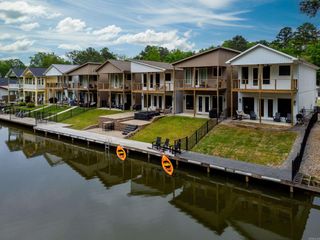 215 Long Beach Drive, Hot Springs, AR 71913